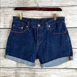 NWOT Levi’s 501 Blue Button Fly Shorts Roll Hem W27